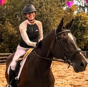 Meet your Posher, Mickie